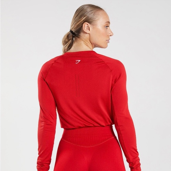 SWEAT SEAMLESS LONG SLEEVE CROP TOP - Picture 2 of 4